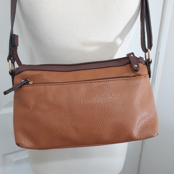 Boc  Shoulder/Crossbody Camel Bag Zipper for Closure - Picture 3 of 15
